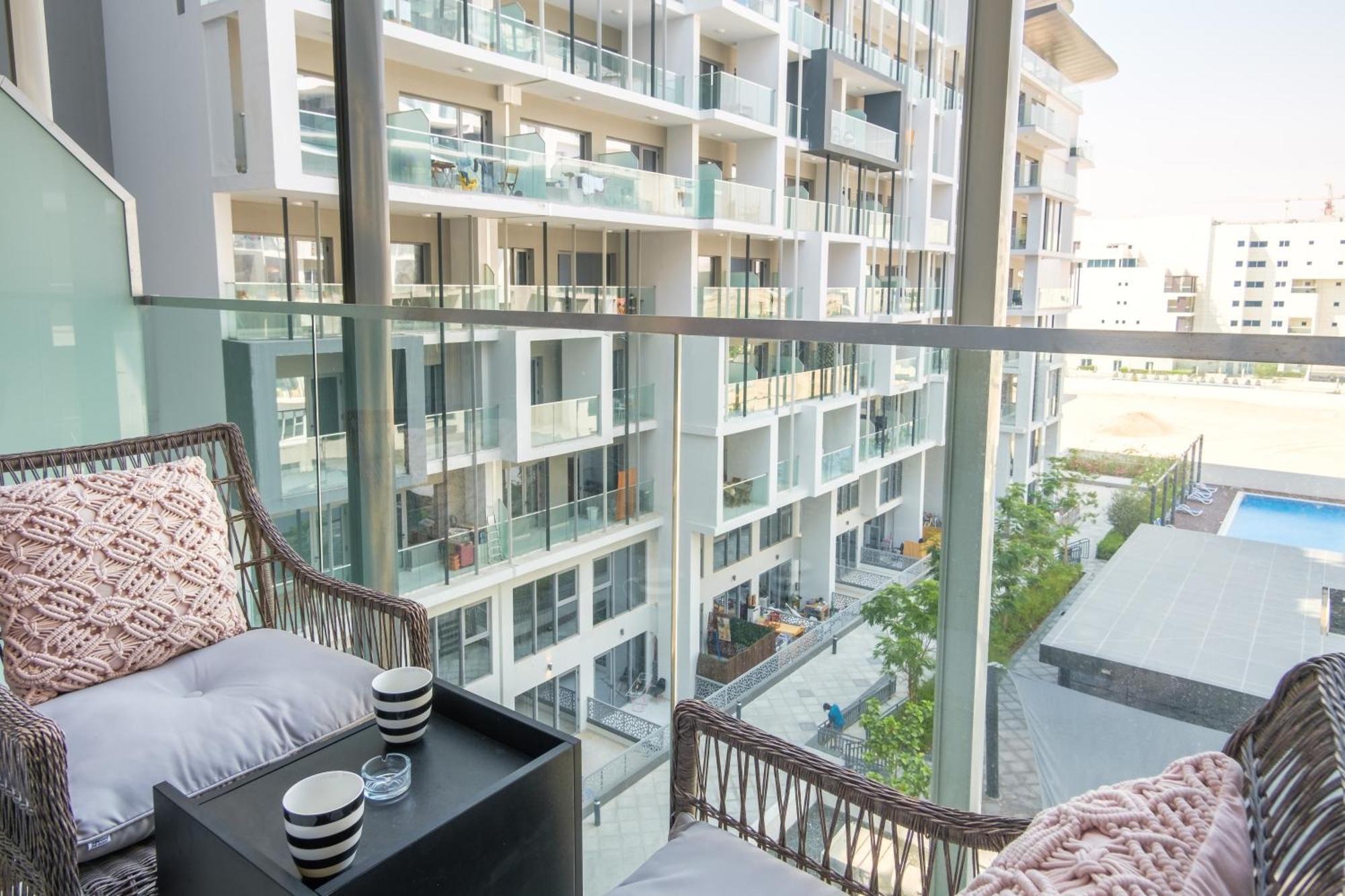 Apartamento Poolside Charm Abu Dabi Exterior foto