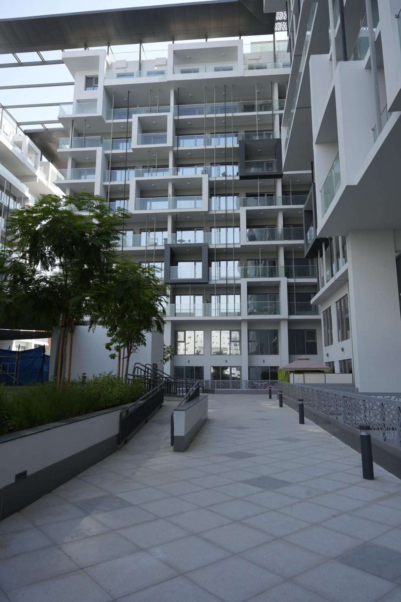 Apartamento Poolside Charm Abu Dabi Exterior foto
